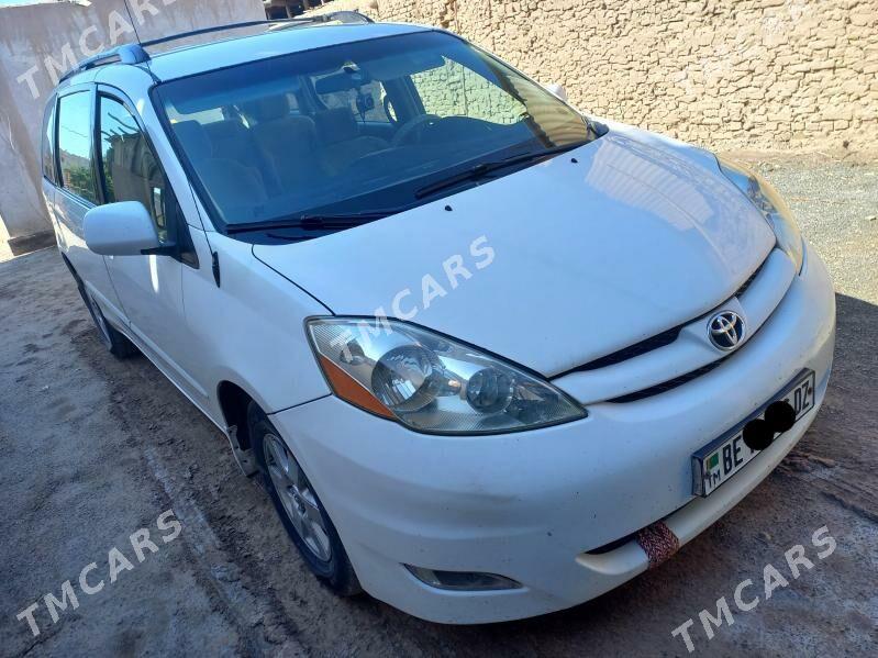 Toyota Sienna 2006 - 200 000 TMT - Болдумсаз - img 6