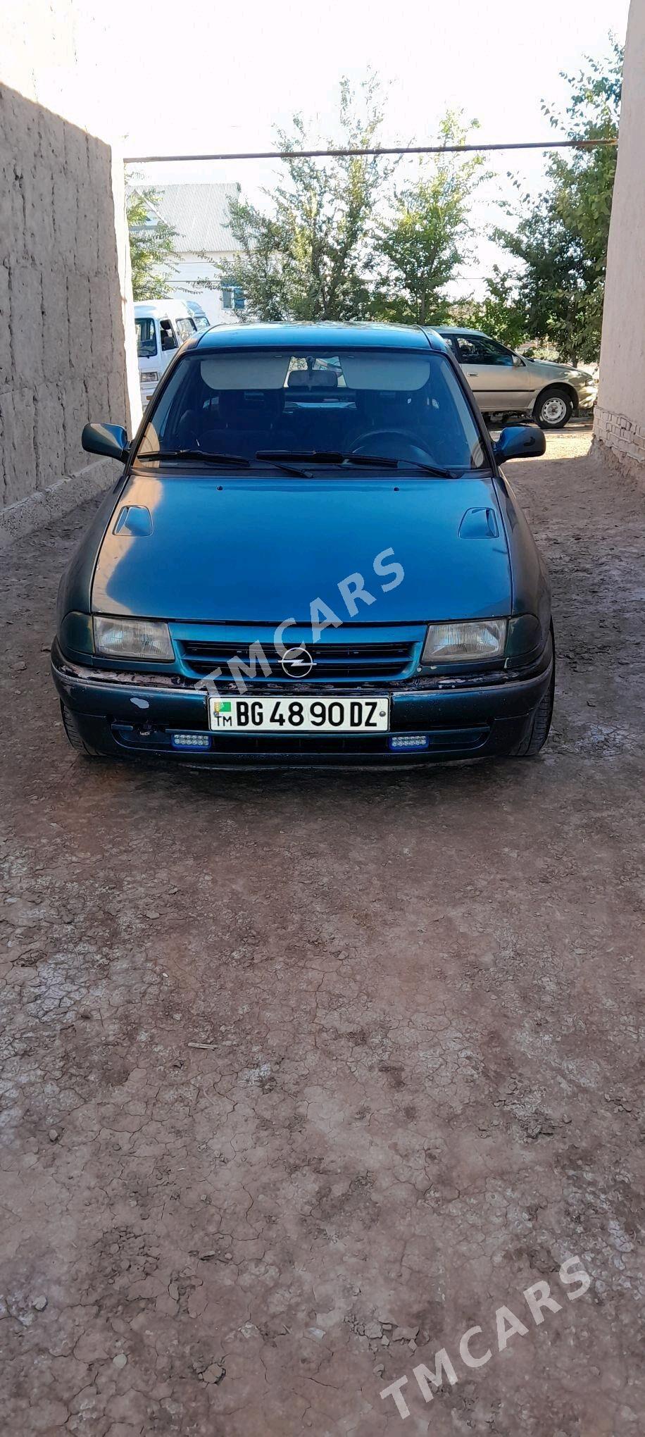 Opel Astra 1993 - 25 000 TMT - Рухубелентский этрап - img 9