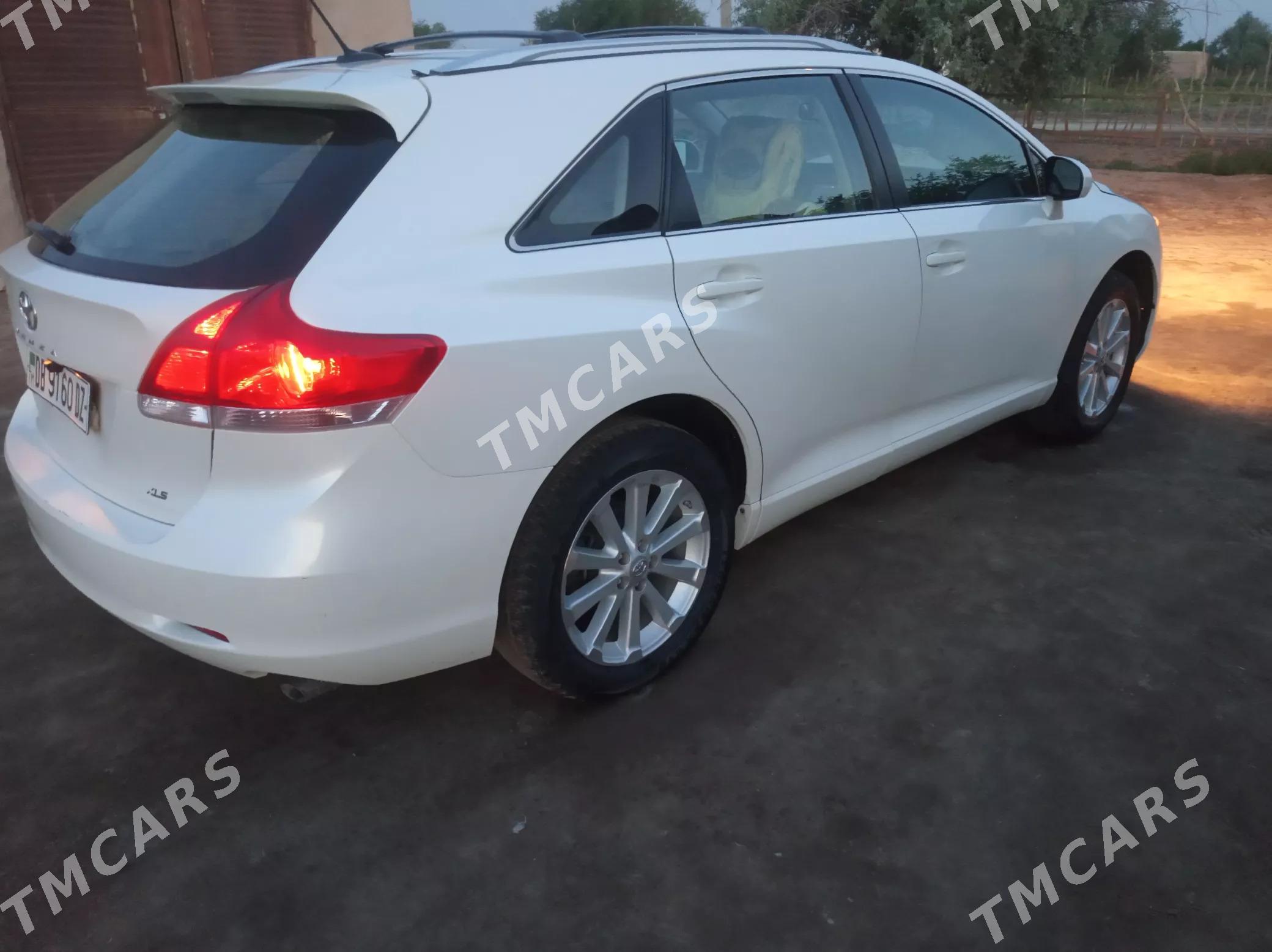 Toyota Venza 2009 - 200 000 TMT - етр. Туркменбаши - img 9