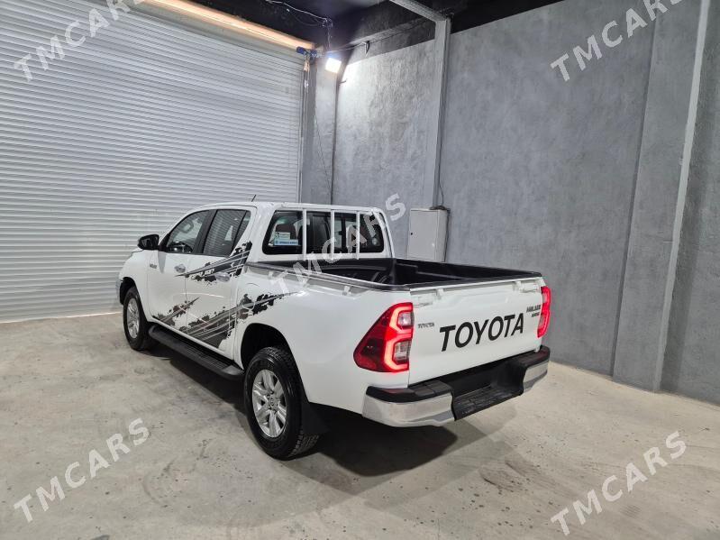 Toyota Hilux 2021 - 552 000 TMT - Ашхабад - img 6