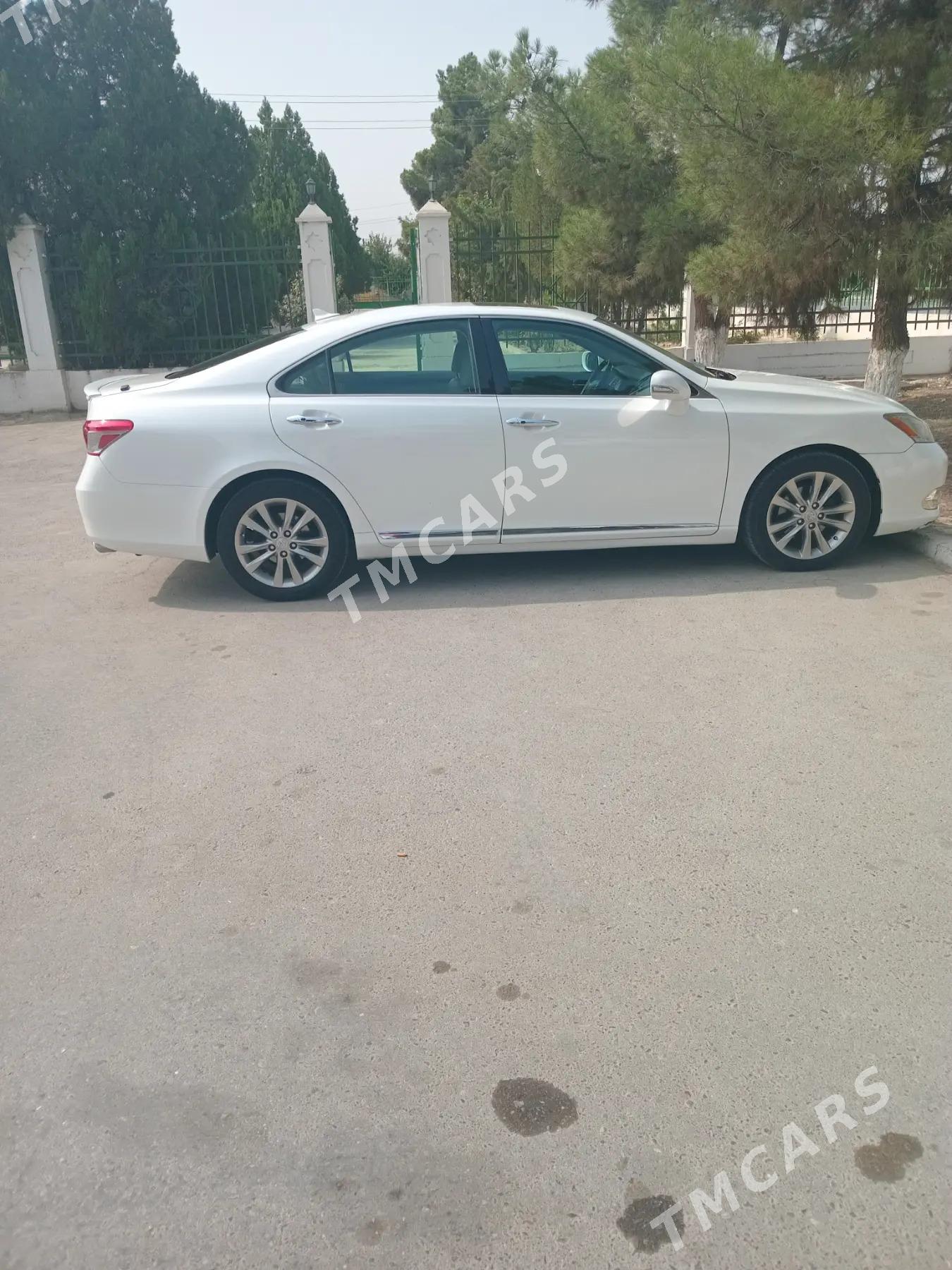 Lexus ES 350 2010 - 235 000 TMT - Бахарден - img 4