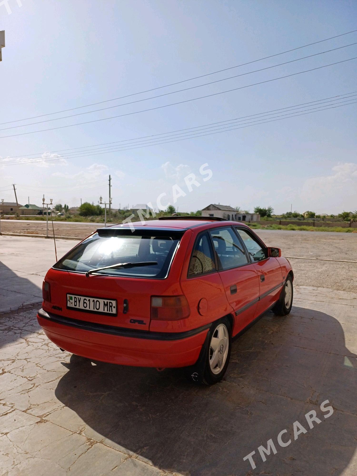 Opel Astra 1993 - 36 000 TMT - Мары - img 2