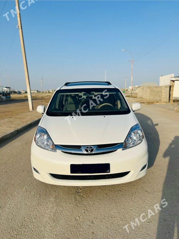 Toyota Sienna 2009 - 230 000 TMT - Эсенгулы - img 7