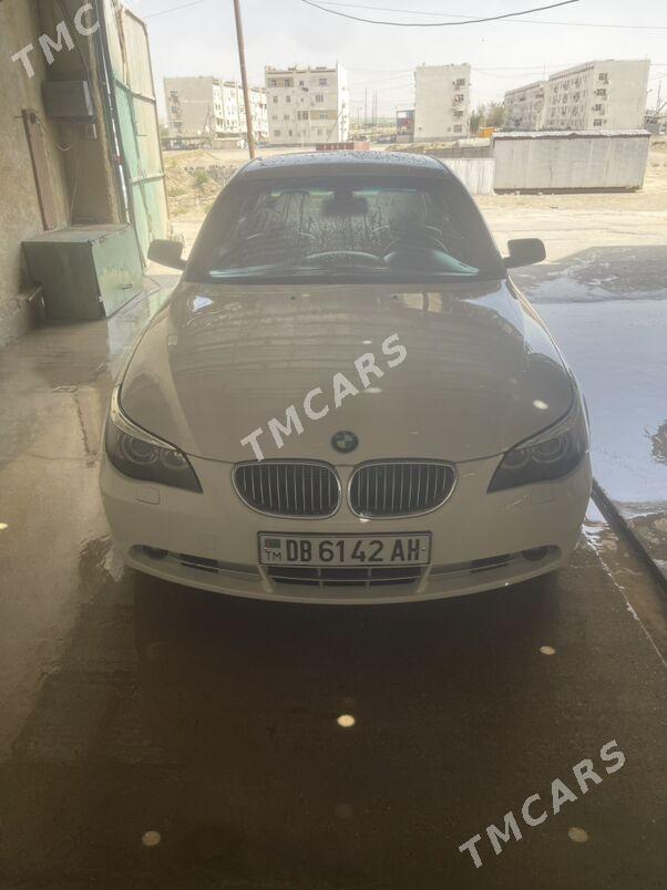 BMW E60 2004 - 115 000 TMT - 11 мкр - img 4