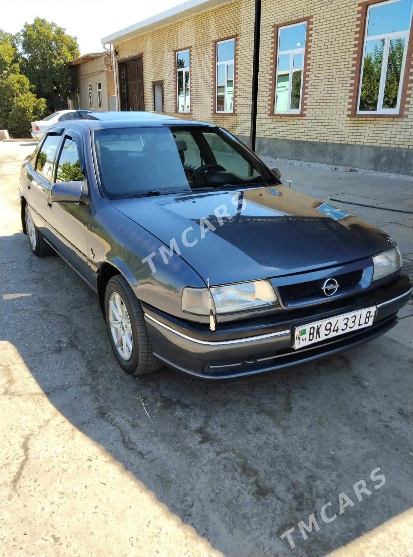 Opel Vectra 1995 - 45 000 TMT - Чарджоу - img 3