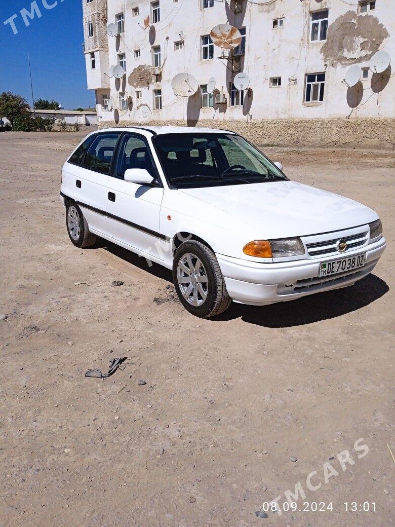 Opel Astra 1995 - 40 000 TMT - Дашогуз - img 2