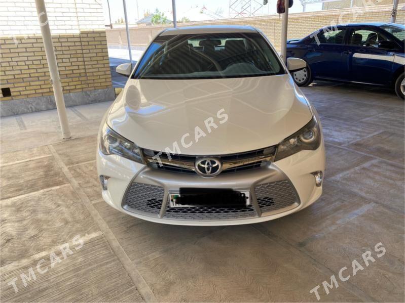 Toyota Camry 2015 - 240 000 TMT - Мары - img 3