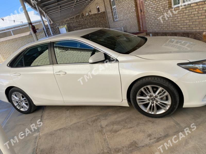 Toyota Camry 2015 - 240 000 TMT - Мары - img 7