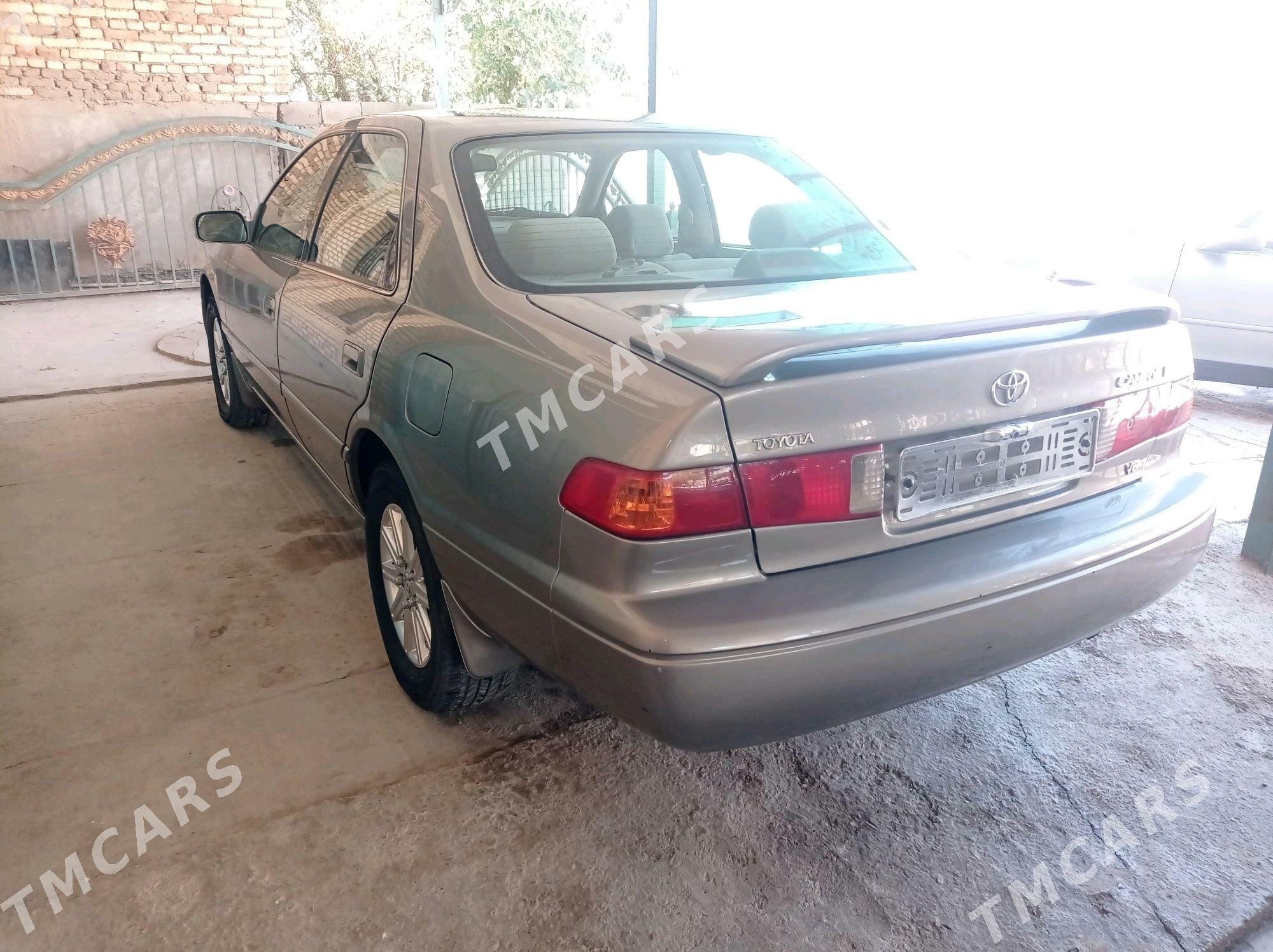 Toyota Camry 2001 - 140 000 TMT - Köneürgenç - img 2