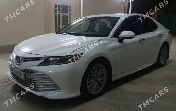 Toyota Camry 2019 - 300 000 TMT - Бекреве - img 5