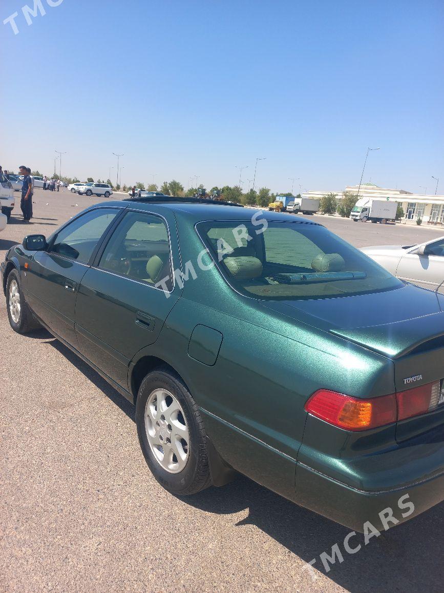 Toyota Camry 1999 - 117 000 TMT - Дянев - img 2