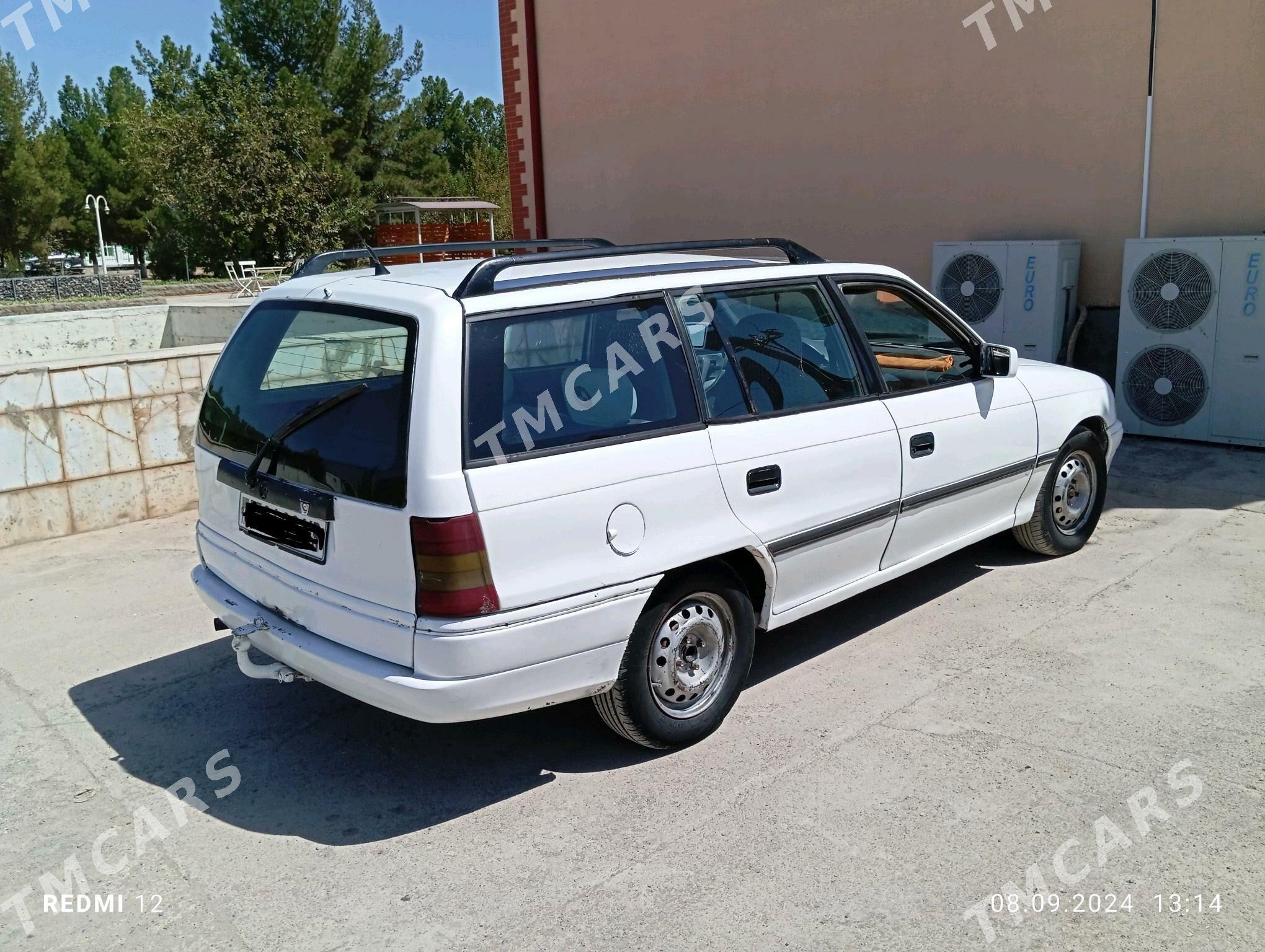 Opel Astra 1992 - 30 000 TMT - Мары - img 3