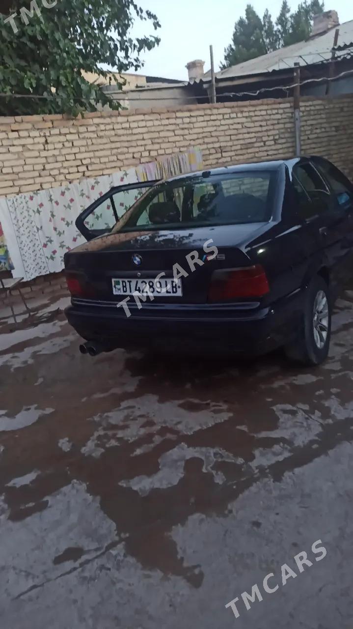 BMW 320 1992 - 25 000 TMT - Sakar - img 3