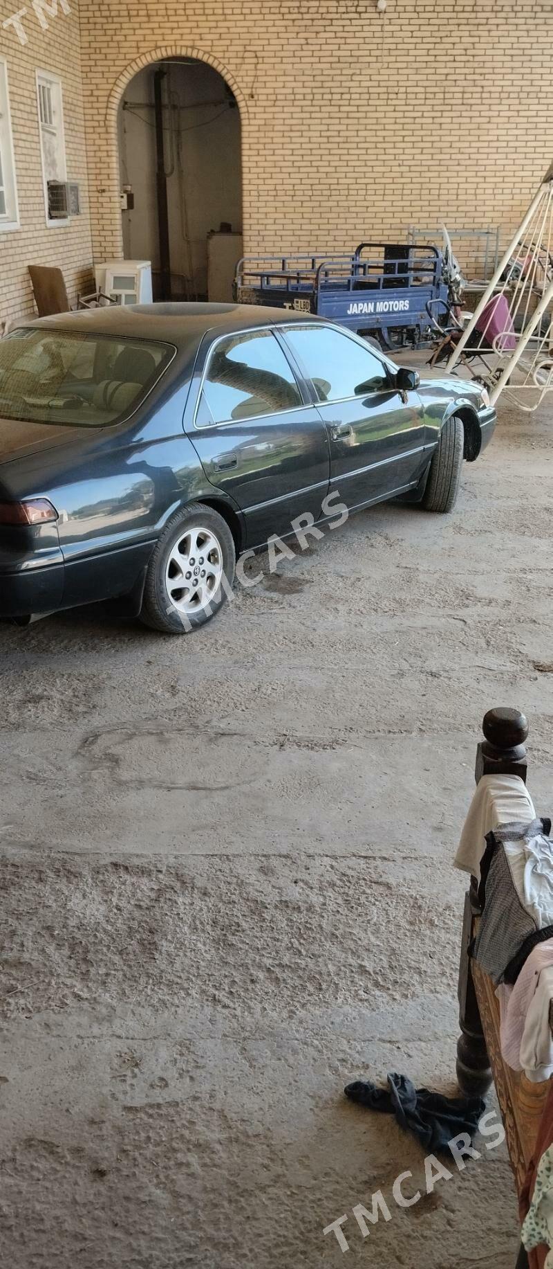 Toyota Camry 1999 - 110 000 TMT - Сакар - img 4