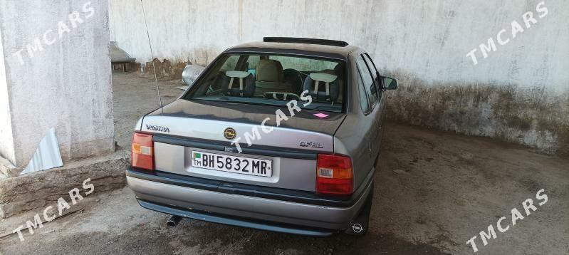 Opel Vectra 1992 - 32 000 TMT - Wekilbazar - img 4