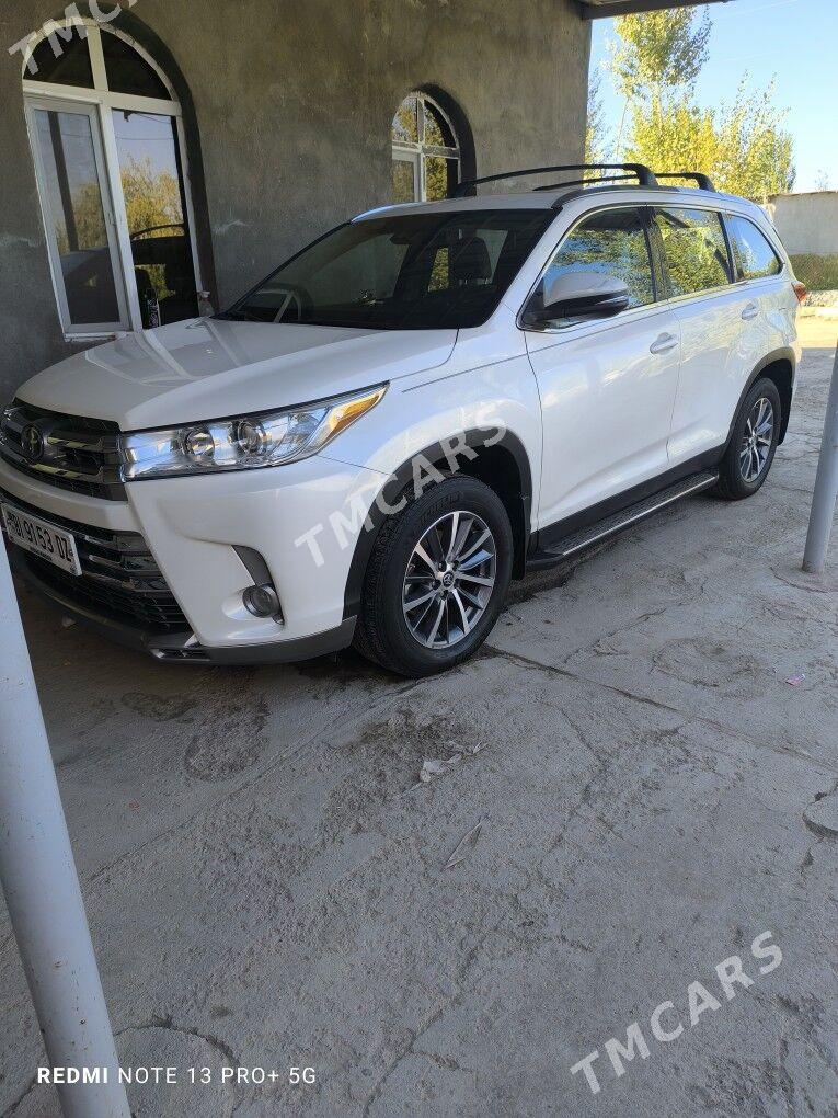 Toyota Highlander 2019 - 510 000 TMT - Кёнеургенч - img 2