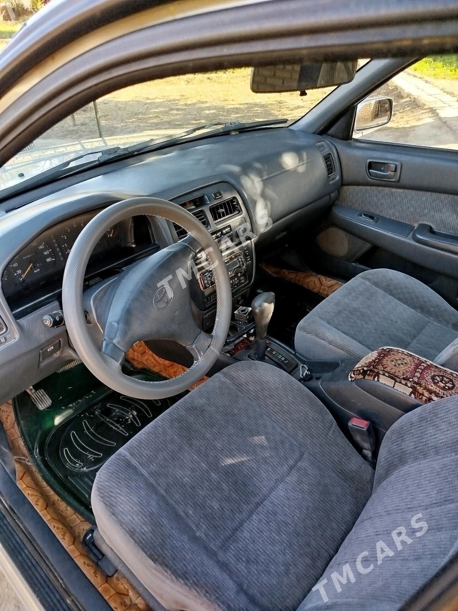 Toyota Camry 1995 - 55 000 TMT - Ёлётен - img 7