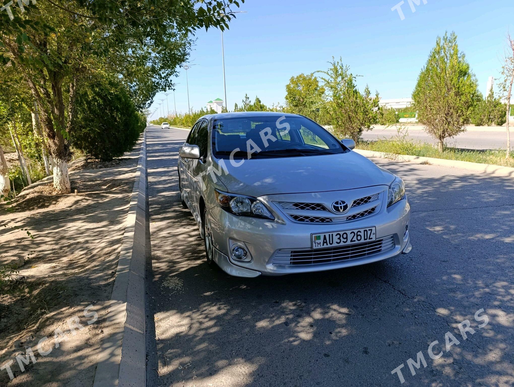 Toyota Corolla 2012 - 180 000 TMT - Дашогуз - img 3