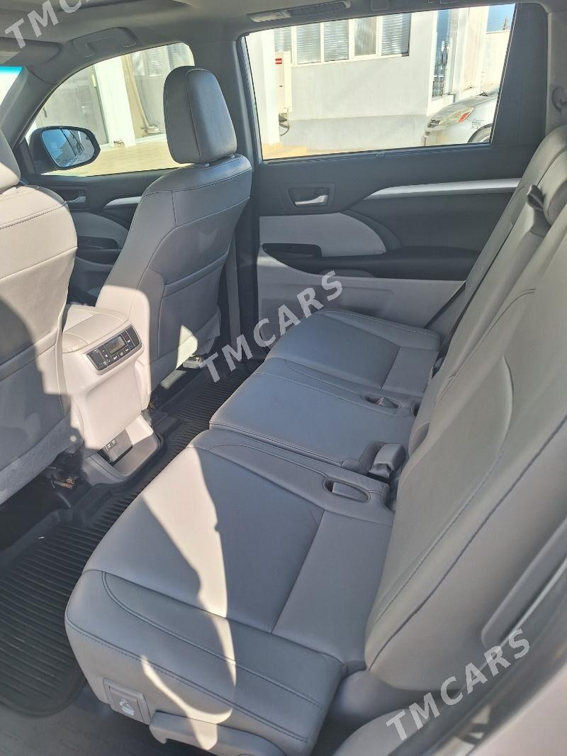 Toyota Highlander 2018 - 380 000 TMT - Daşoguz - img 4