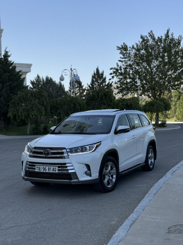 Toyota Highlander 2018 - 380 000 TMT - Aşgabat - img 4