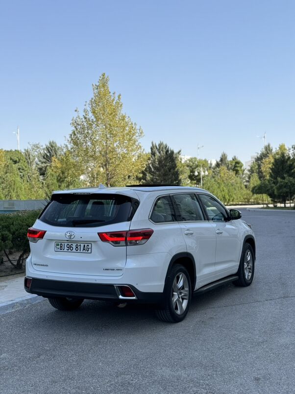 Toyota Highlander 2018 - 380 000 TMT - Aşgabat - img 6