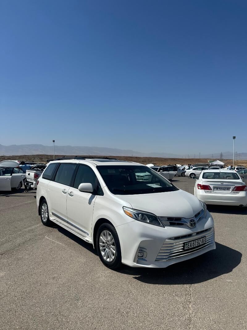 Toyota Sienna 2018 - 500 000 TMT - Parahat 7 - img 8