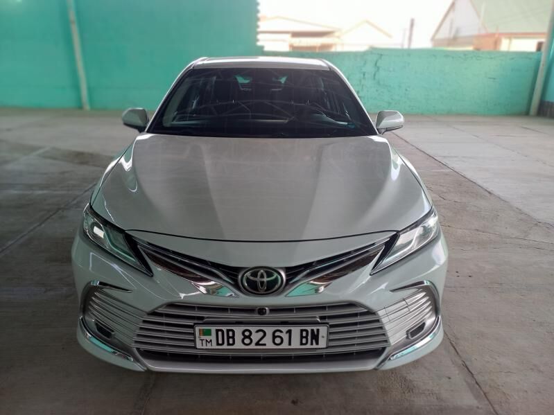 Toyota Camry 2018 - 300 000 TMT - Берекет - img 6