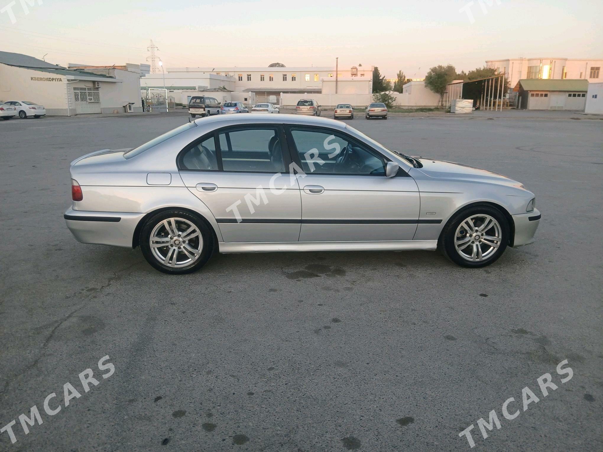 BMW E39 2003 - 95 000 TMT - Türkmenabat - img 5