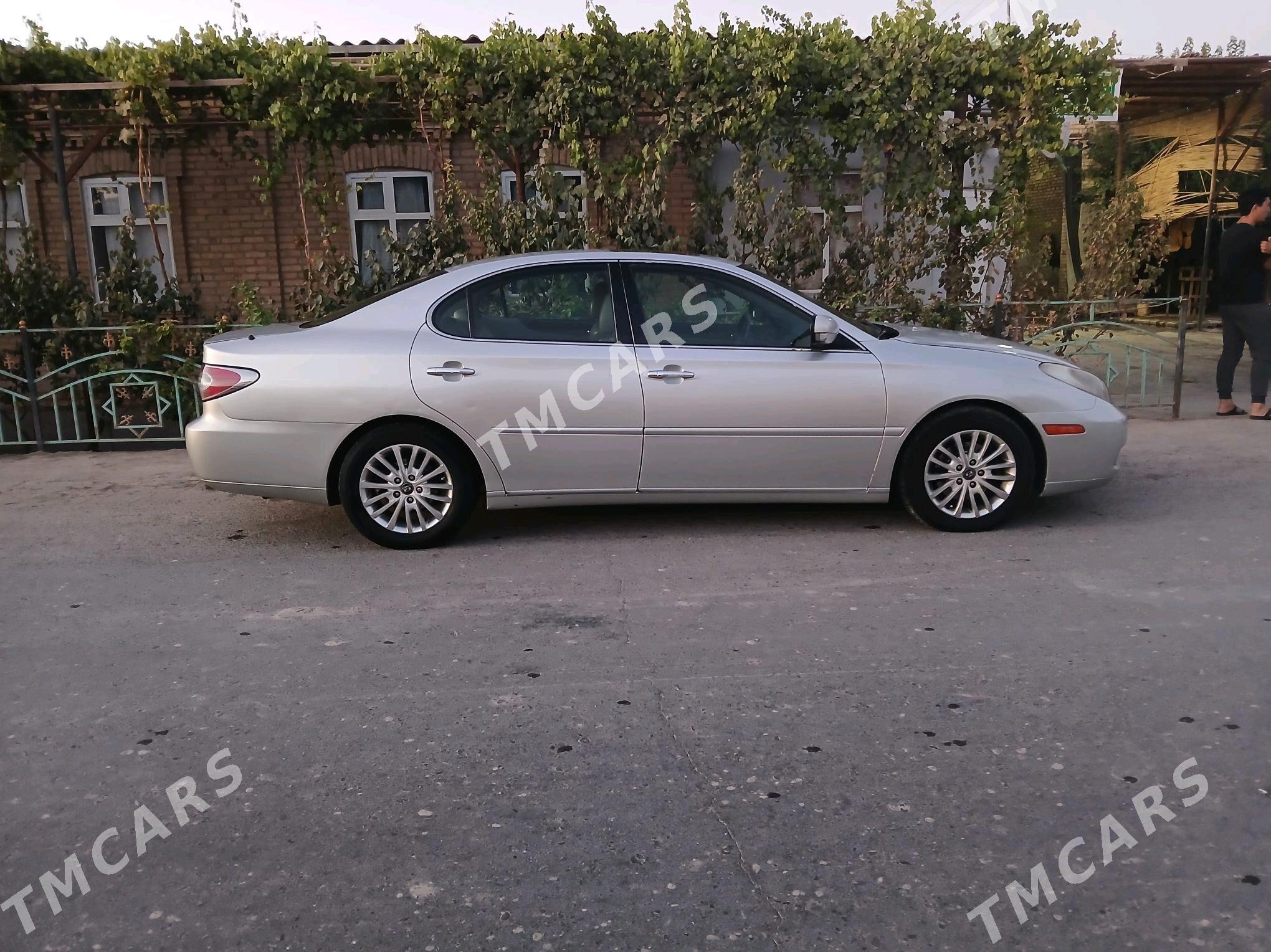 Lexus ES 300 2003 - 140 000 TMT - Çärjew - img 5