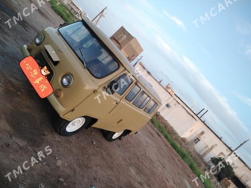 UAZ Profi 2000 - 25 000 TMT - Шабатский этрап - img 2