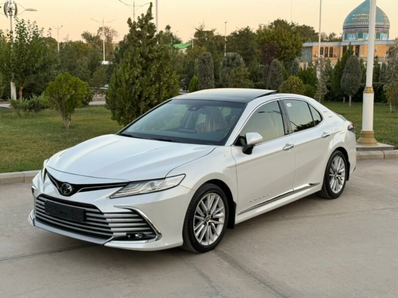 Toyota Camry 2023 - 670 000 TMT - Ашхабад - img 4