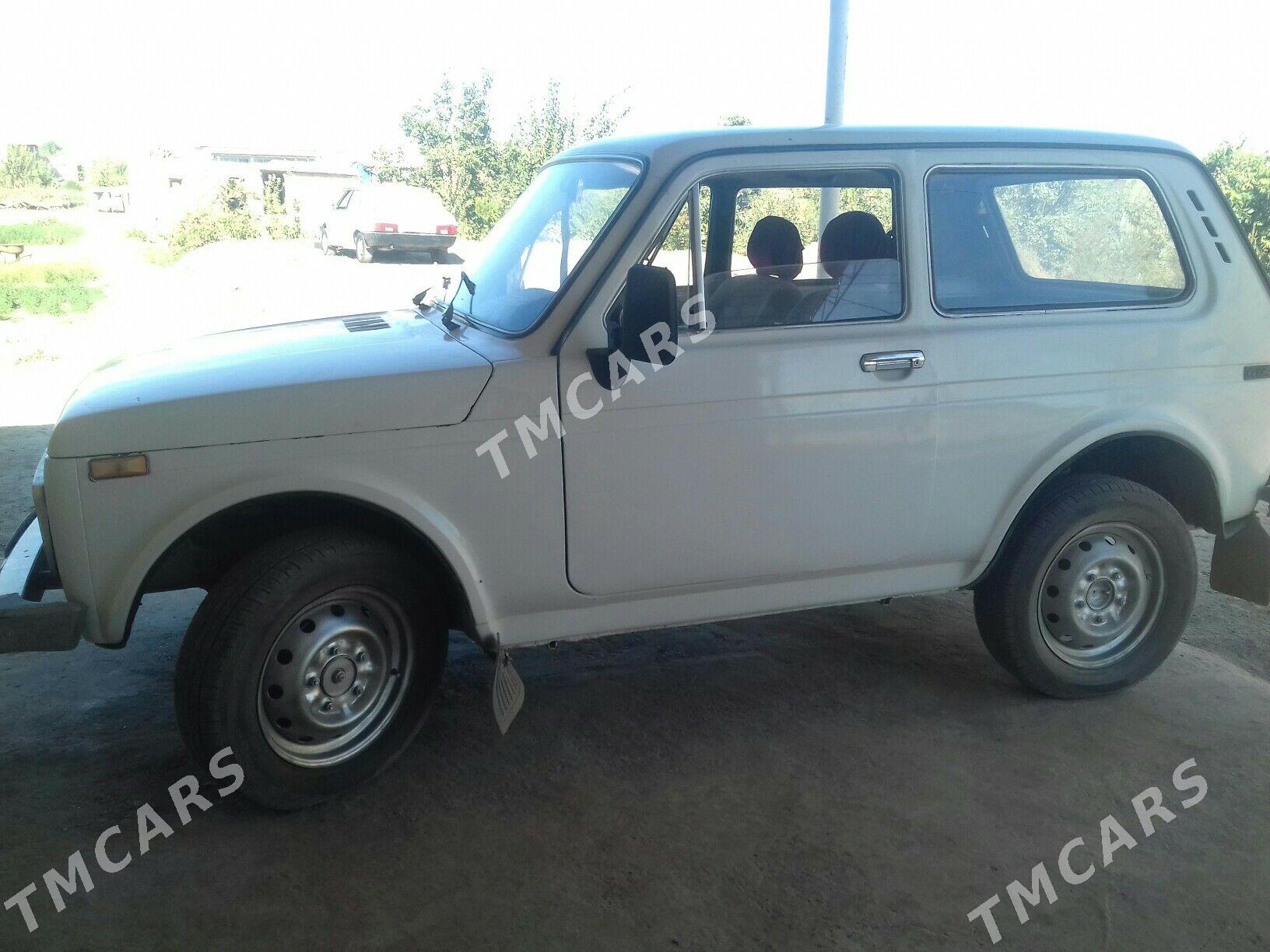 Lada Niva 1997 - 35 000 TMT - Мургап - img 2