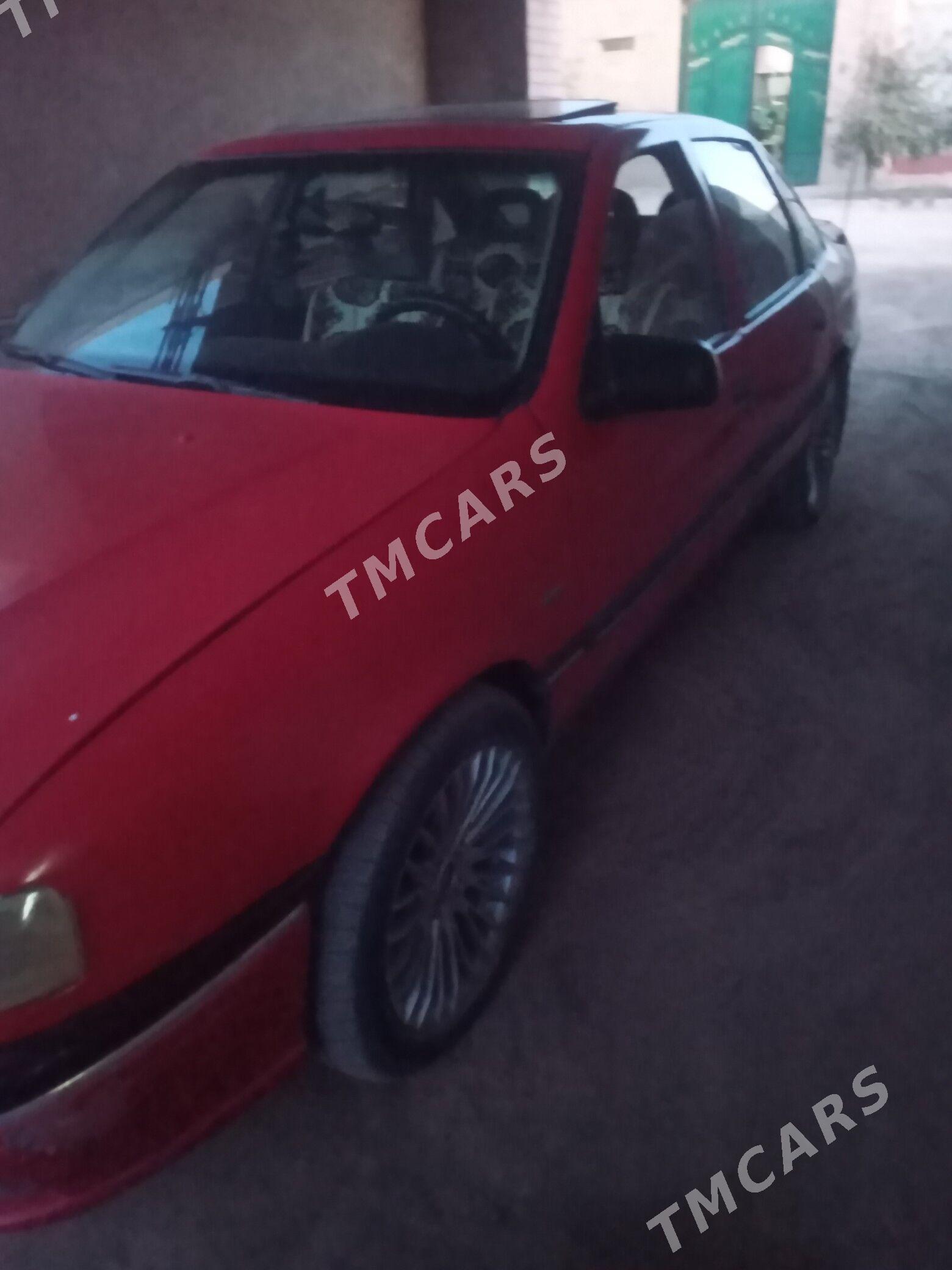 Opel Vectra 1989 - 25 000 TMT - Farap - img 4