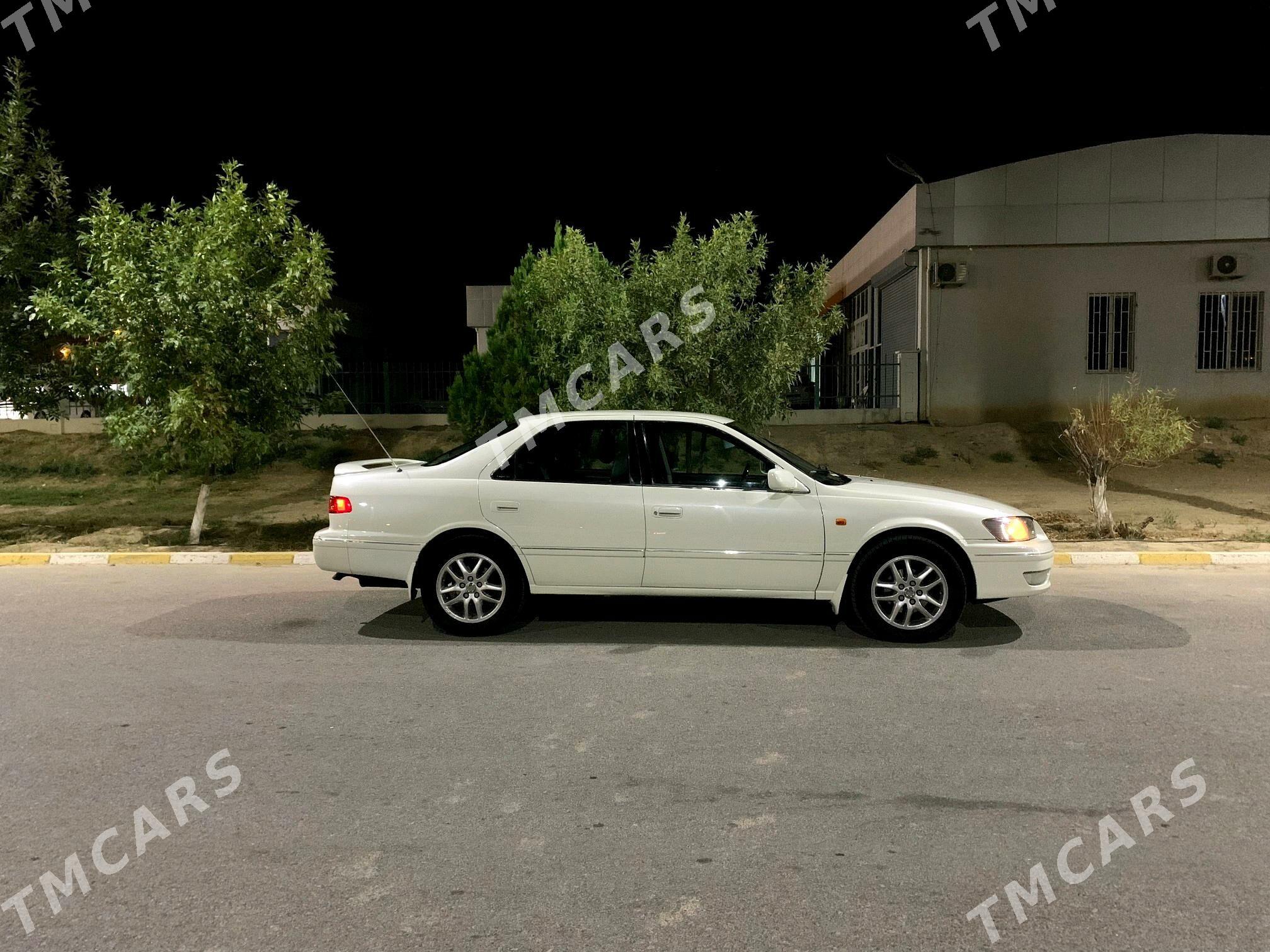 Toyota Camry 2000 - 120 000 TMT - Теджен - img 5