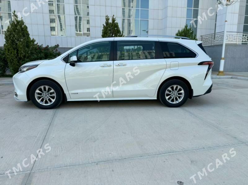 Toyota Sienna 2021 - 535 000 TMT - Aşgabat - img 3