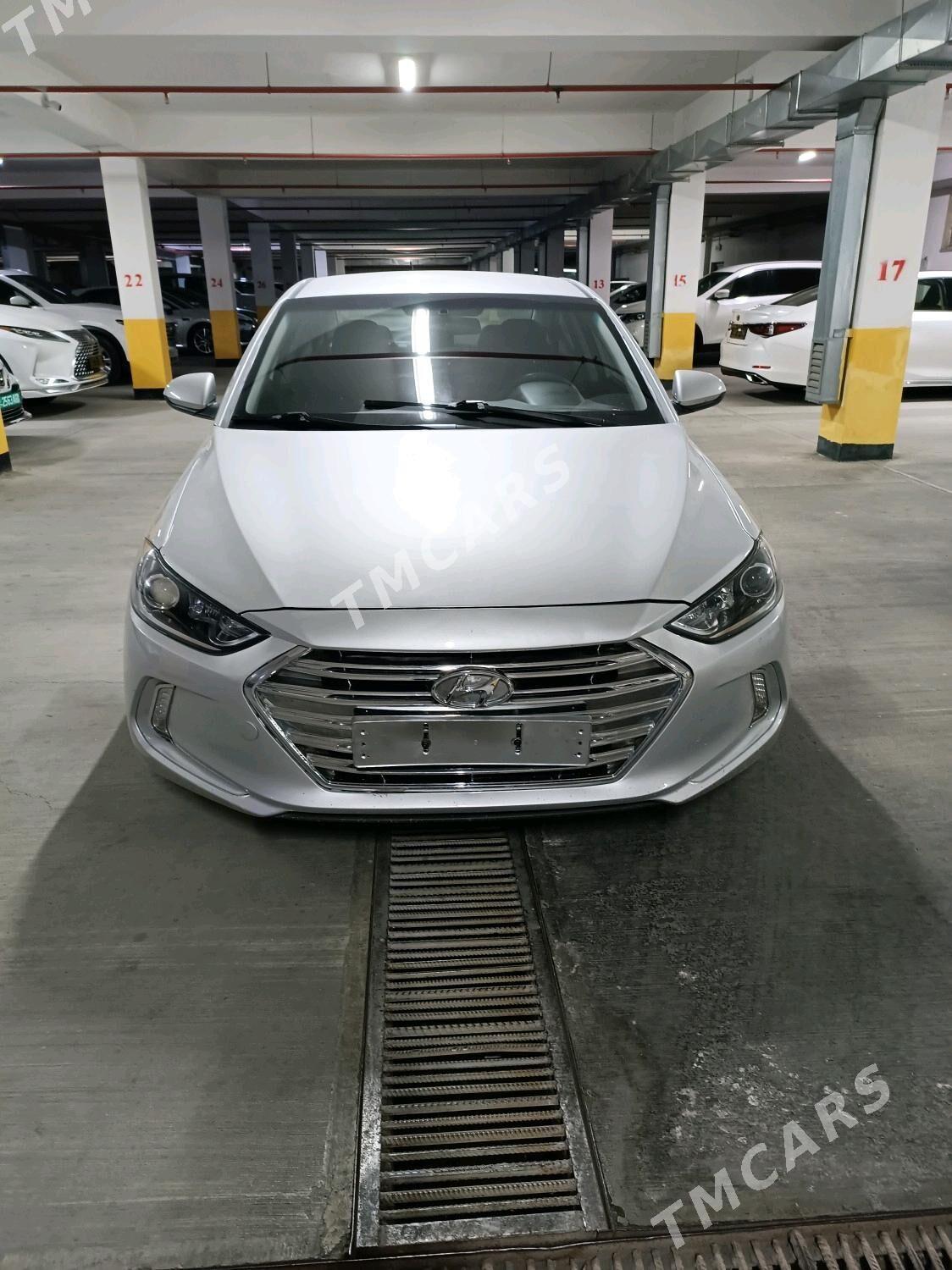 Hyundai Elantra 2018 - 240 000 TMT - Aşgabat - img 4