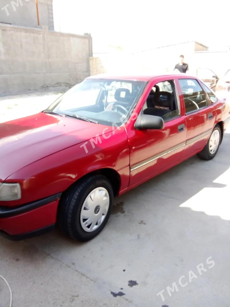 Opel Vectra 1991 - 35 000 TMT - Mary - img 3