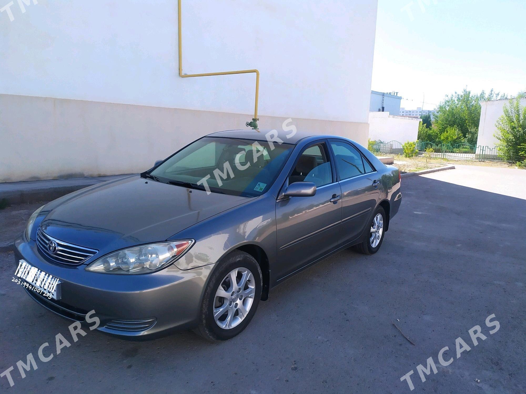 Toyota Camry 2003 - 120 000 TMT - Дашогуз - img 2