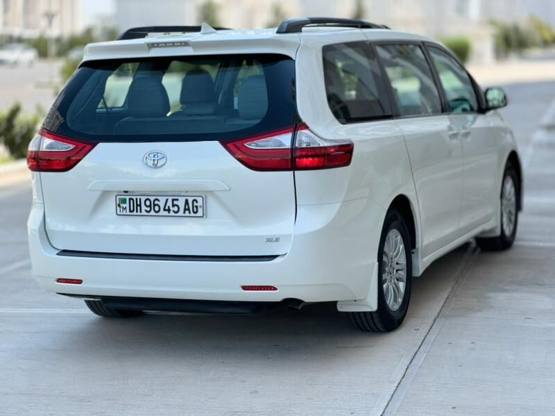 Toyota Sienna 2019 - 365 000 TMT - Aşgabat - img 7