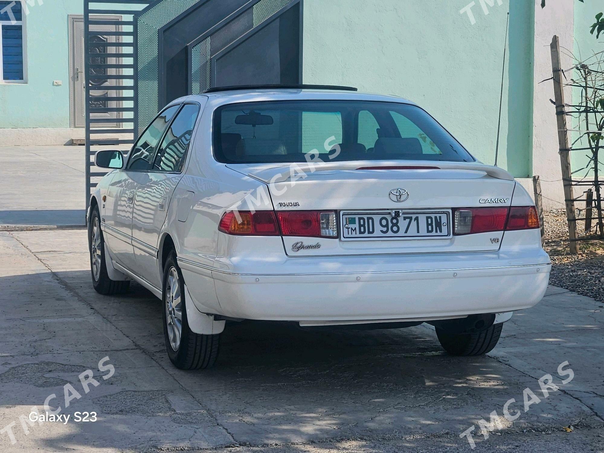 Toyota Camry 1999 - 122 000 TMT - Gyzylarbat - img 6