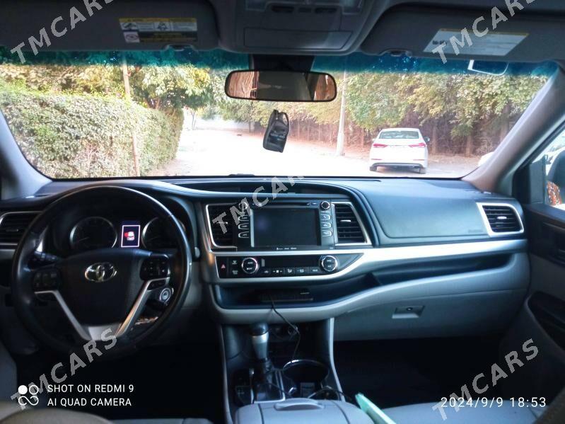 Toyota Highlander 2019 - 455 000 TMT - Мары - img 10