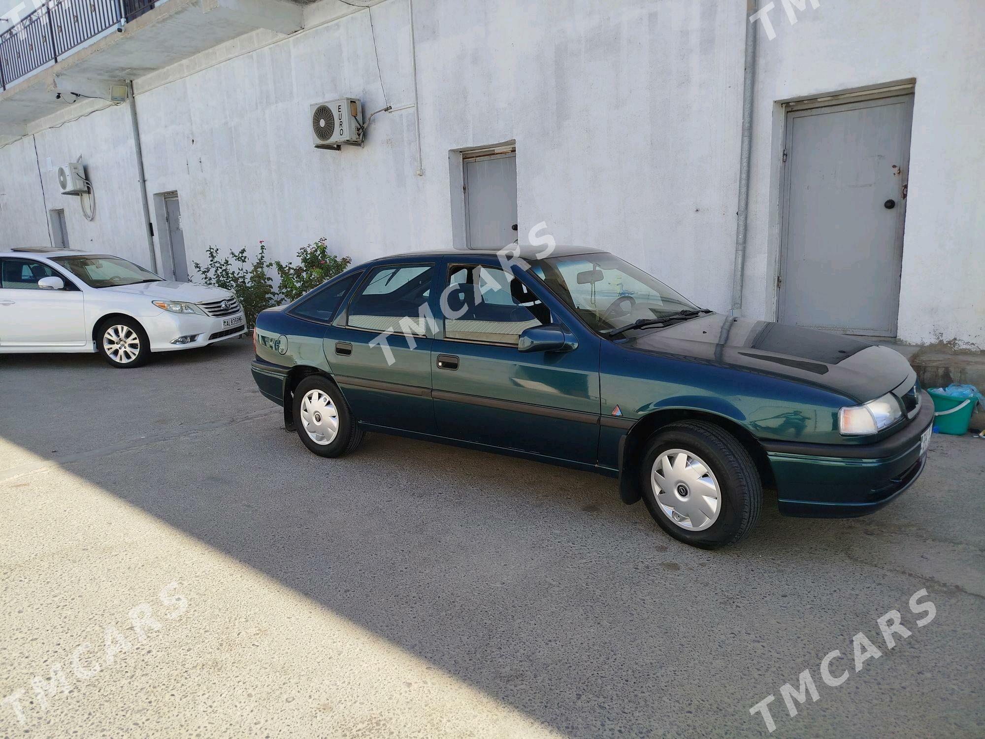 Opel Vectra 1994 - 38 000 TMT - Мары - img 6