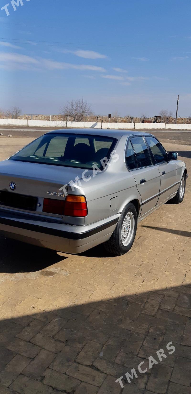 BMW 520 1991 - 40 000 TMT - Türkmengala - img 6