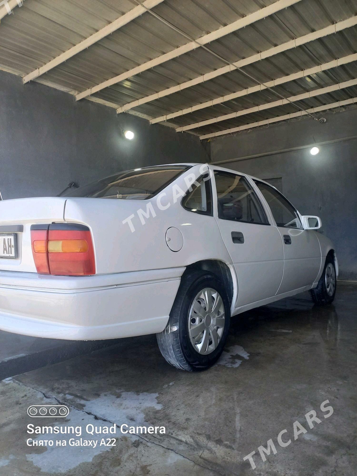 Opel Vectra 1990 - 26 000 TMT - Гёкдепе - img 2