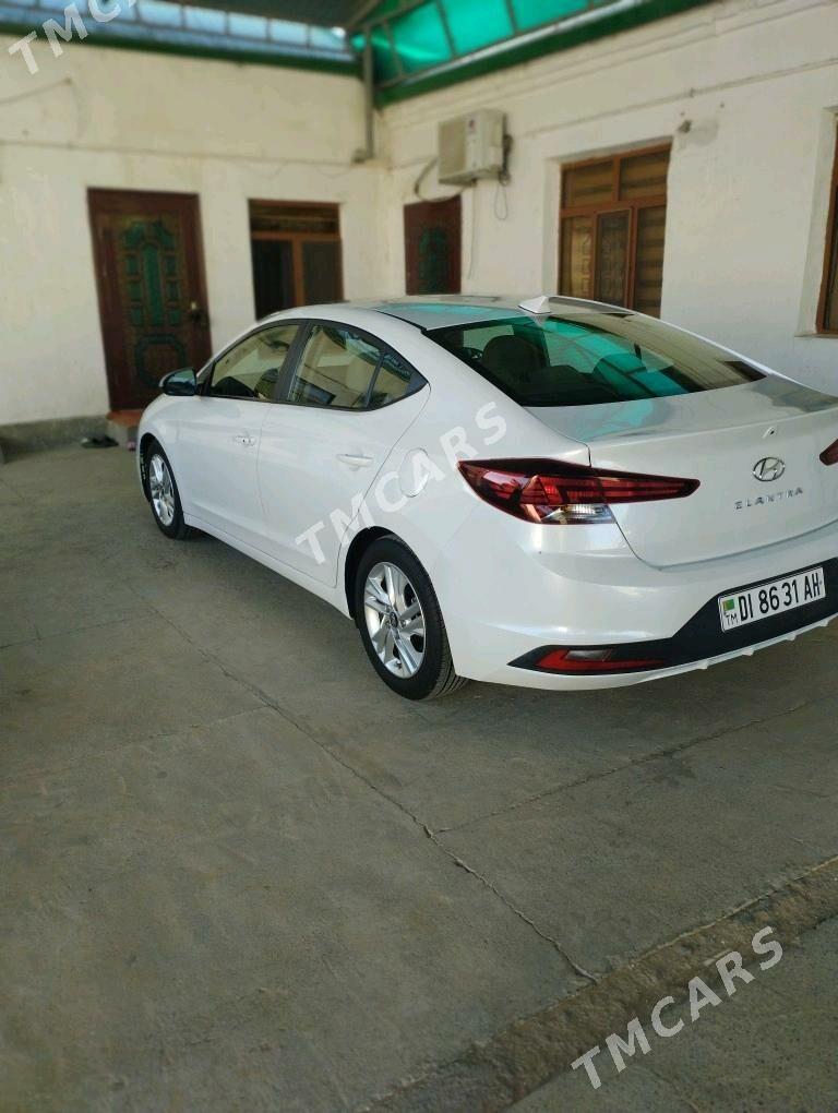 Hyundai Elantra 2019 - 200 000 TMT - Aşgabat - img 5