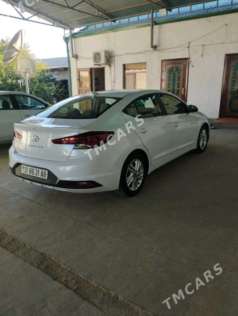 Hyundai Elantra 2019 - 200 000 TMT - Aşgabat - img 6