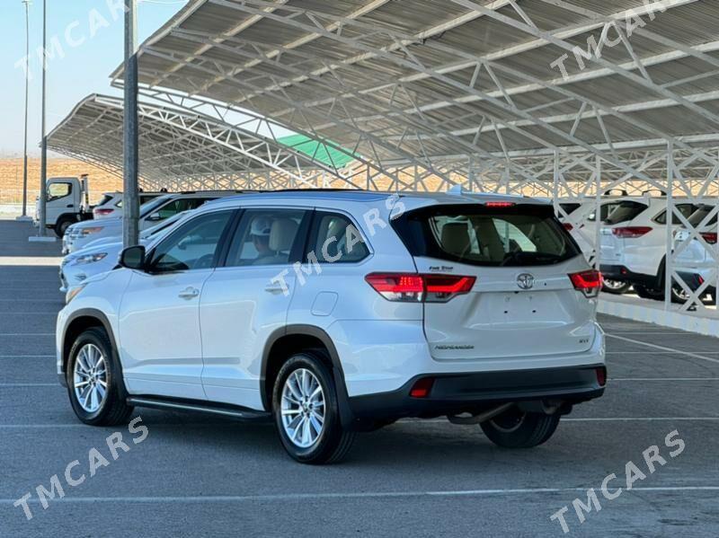 Toyota Highlander 2018 - 515 000 TMT - Aşgabat - img 8