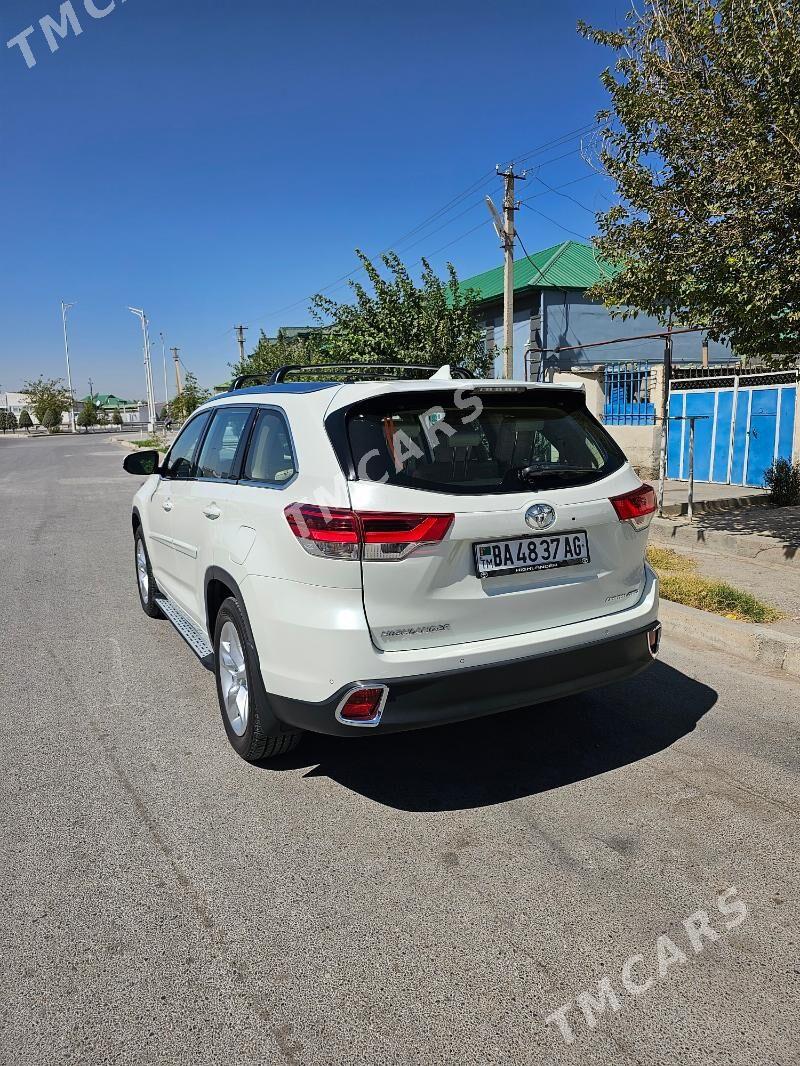 Toyota Highlander 2017 - 386 000 TMT - Aşgabat - img 2