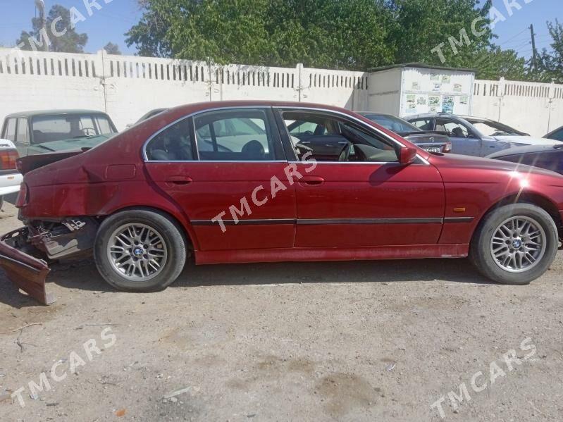 BMW E39 1999 - 28 000 TMT - Balkanabat - img 2