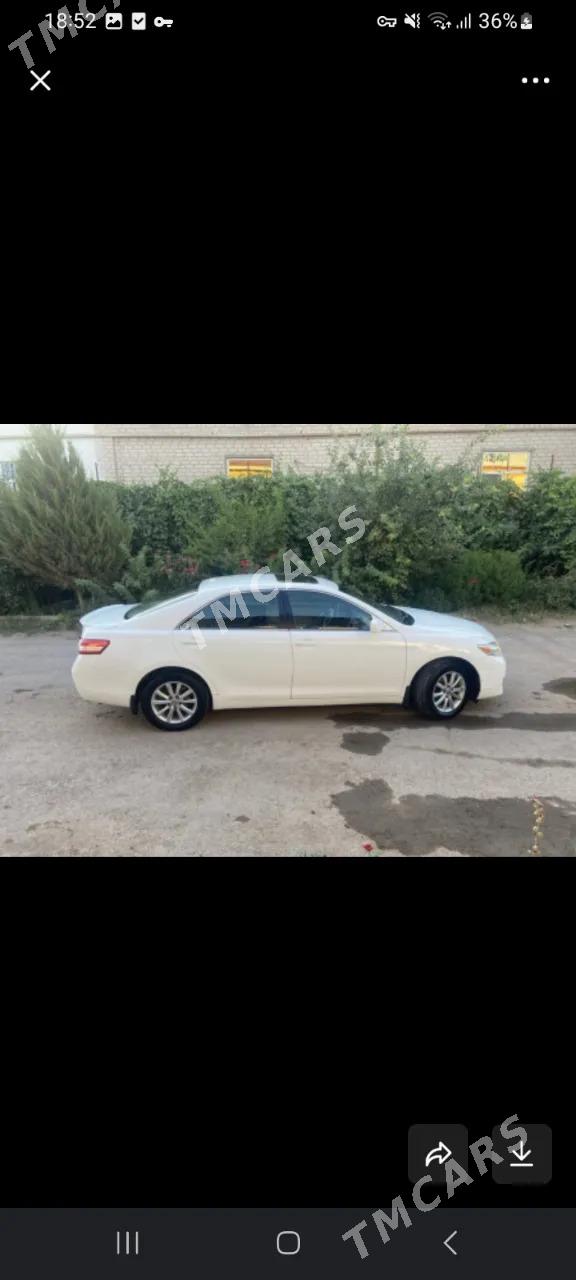 Toyota Camry 2011 - 165 000 TMT - Дашогуз - img 3